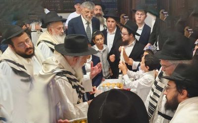 EN IMAGES. Motsaei Yom Kippour dans la Shul du Rabbi au 17 rue des Rosiers