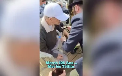 Regardez  : Morris, 106 ans, rescapé de la Shoah, met les Tefilines !