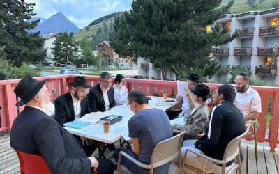 EN IMAGES. Séminaire d’été 2024 aux 2 Alpes : Havroutot – Gan israel – Yechivat Kaits