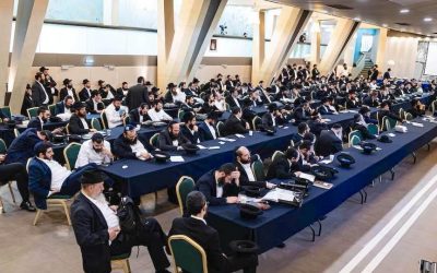 26ème congrès annuel sous le signe de « Lehathila Hariber » : Les 250 émissaires du Beth Loubavitch célèbrent 50 ans de rayonnement à Paris