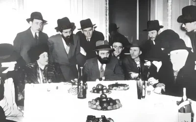 La visite historique du Rabbi à Paris en 1947 pour accompagner sa mère, la Rabbanit Hanna à New York le 28 Sivan