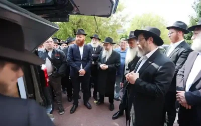 EN IMAGES.  Levaya de la Rabbanit Batya Kalmenson a&rsquo;h à Aubervilliers