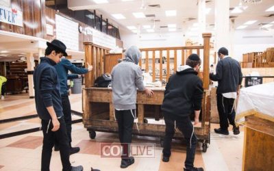 EN IMAGES. Préparation de la grande Shul du 770 pour les Hakafot