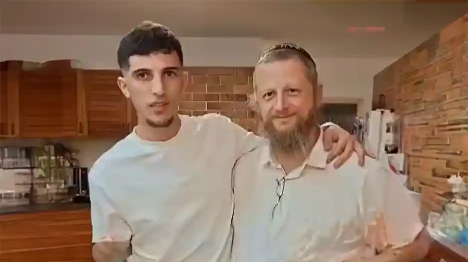 « D.ieu est Roi » : Un soldat de Tsahal se réveille du coma avec un message bouleversant