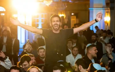 Quand mille jeunes Juifs de Crown Heights chantent « Ani Maamine » avec leurs frères de Sydney