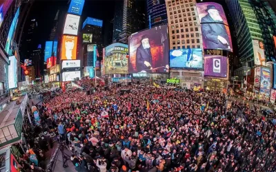 Le plus grand Chabbaton de l&rsquo;histoire du CTeen : 4 600 adolescents issus de 486 villes du monde entier convergent vers Crown Heights