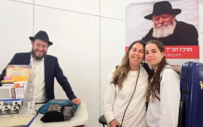 Libérée de Gaza, Agam Berger se rend au Ohel pour remercier D.ieu des miracles accomplis en sa faveur