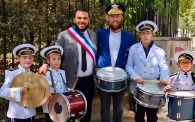 Beth Habad d&rsquo;Aubervilliers : Les soldats de Tsivot Hachem défilent  lors de la cérémonie officielle du 8 mai