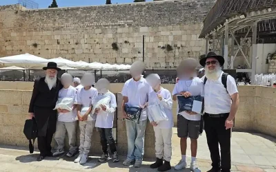 Arrachés à des villages arabes, ils crient le Chéma au Kotel