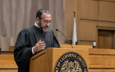Histoire à Los Angeles : Binyamin Forer devient le premier &lsquo;Hassid Habad à exercer la fonction de juge aux États-Unis