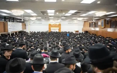 Des milliers de Hassidim réunis au 770 pour les prières de Tsom Guedalia