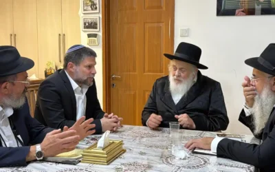 Reçu par le Rav Yeruslavsky, Bezalel Smotrich s&rsquo;engage : « Pas de loi sur la conscription sans solution pour les ba&rsquo;hourim »