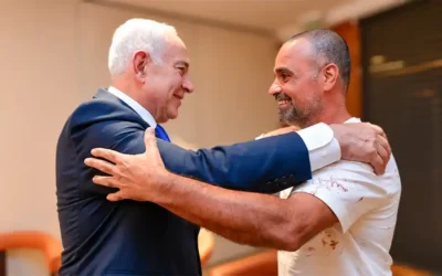 Attentat sur le Vol FlyDubai : Netanyahou fait la promotion de Yaniv Hayon, le plombier qui a sauvé les 174 passagers de l&rsquo;avion