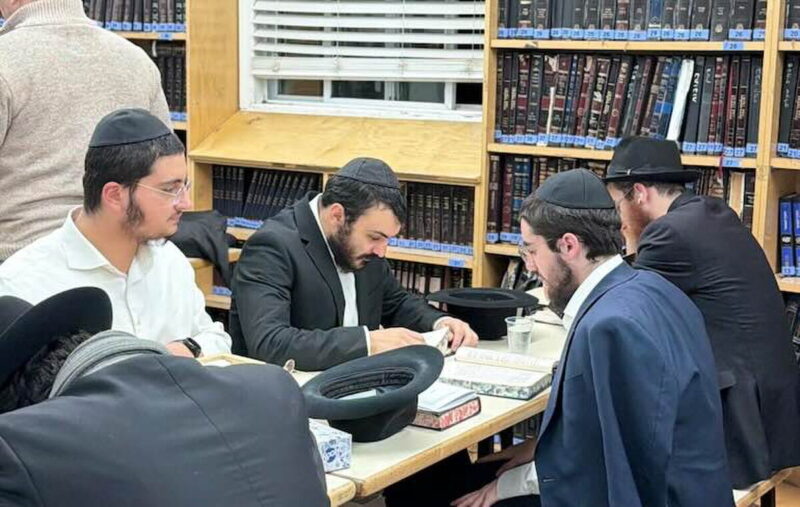 De Paris au monde entier : des Ba'hourim de 7 Yéchivot étudient une Si'ha du Rabbi à la mémoire du Rav Chmouel Azimov