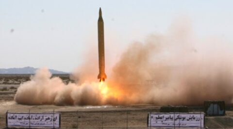 La Russie gèle un contrat de livraison de missiles S-300 à l'Iran