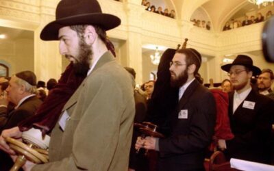 300 Sefer Torah confisqués en Ukraine restitués à la communauté juive
