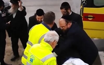 Deux semaines après avoir été blessé dans l'attentat à Bruxelles, Mendy Farkash, "se souvient de tout"