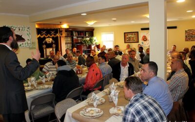 NEW JERSEY : le Beth Habad de Unterdon County offre un repas de Thanksgiving aux nécessiteux de tous les horizons