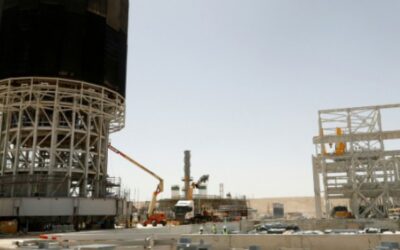 ISRAEL. La plus haute tour solaire du monde s'élève dans le désert