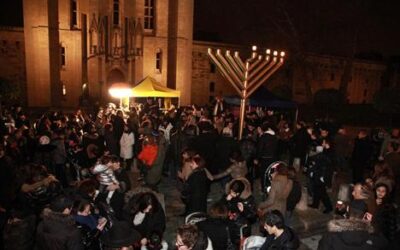 Allumage public devant le château de Vincennes