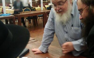 Jeux d'échecs au nouveau Centre Habad Ceuta Wales, en Australie