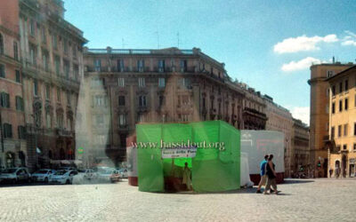 ITALIE : Souccah géante ouverte à tous sur la Place Barberini à Rome