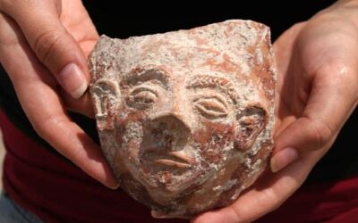 Des objets datant de 3 500 ans découverts lors de fouilles à Tel Kassis